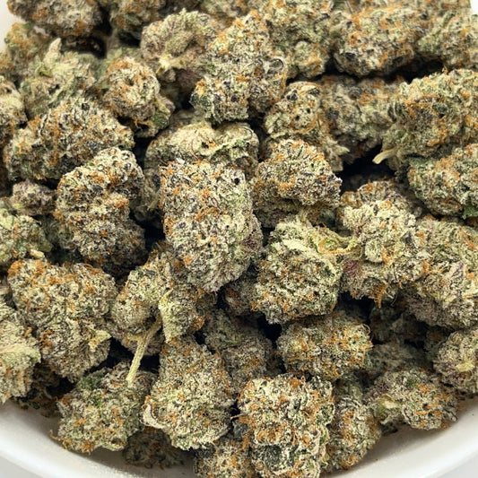 Guava Casquitos 9.0/10 – Tropical guava bomb that delivers sweet fruit punch with a smooth, balanced hybrid ride. Straight vacation vibes in a jar. 🍉🍊🌴
