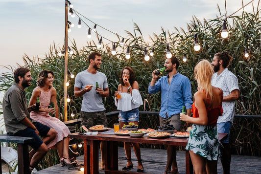 Best Cannabis Strains & Products for Memorial Day Weekend 2026 BBQs, Beach Days & Backyard Vibes By The Stoner Review Staff May 25, 2026